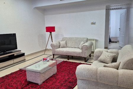 هتل آپارتمان در خیابان سمیه تهران - تیپ ۲