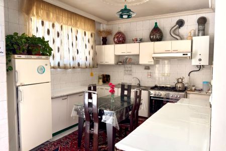 خانه مبله در اصفهان - خیابان جی - زیرهمکف