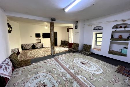 خانه روستایی رو به کوه در مینودشت - ملاشی