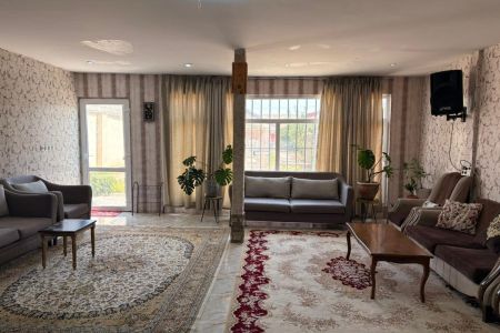ویلا استخردار در چهارباغ - شهرک زعفرانیه