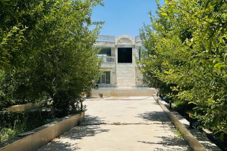 ویلا دوبلکس استخردار در سپیدان - موروزه