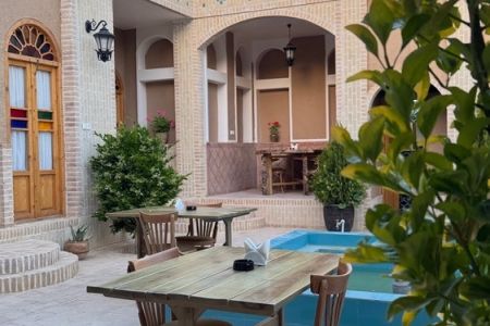 بوم گردی در عطا‌آباد دهاقان - چهار تخته
