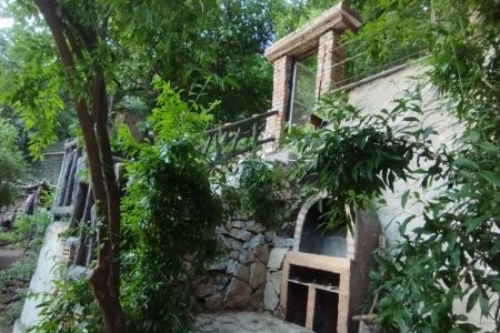 خانه بالکن دار در پاوه - نودشه