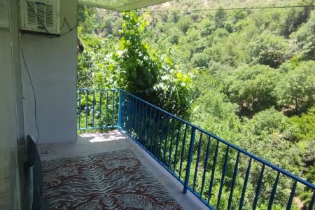 خانه بالکن دار در پاوه - نودشه - طبقه دوم