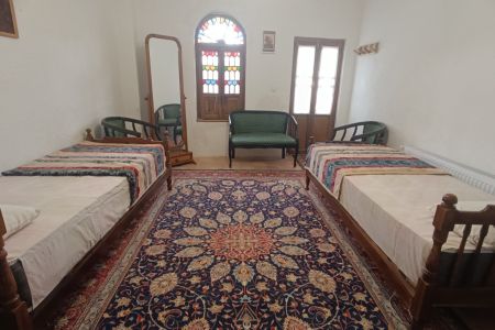 سوئیت با معماری اصیل در همدان - سنگستان