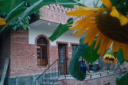 سوئیت با معماری اصیل در همدان - سنگستان