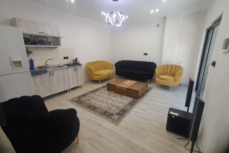 کلبه سوئیسی در رودهن - مهرآباد