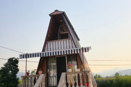 کلبه سوئیسی در اسالم - حاج بهرام محله