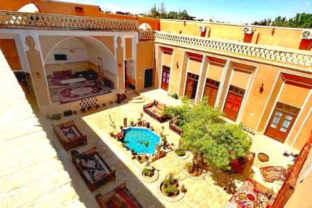 بومگردی در چهارمنار یزد - چهار تخته