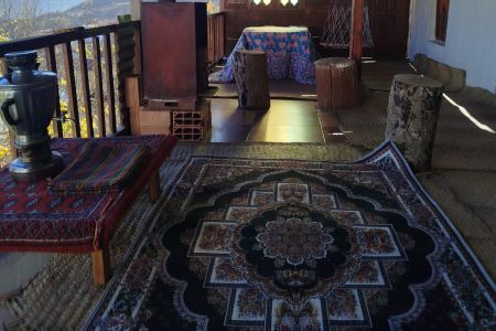 سوئیت جنگلی با طراحی چوبی در سرین آلاشت