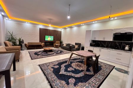 ویلا استخردار در چهارباغ - اوغلان تپه