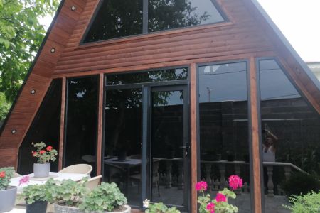 کلبه سوئیسی در چوکام