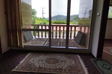 خانه با بالکنی رو به کوه در سراکه ماسال - ط ۲