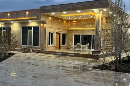 ویلا استخردار در چهارباغ