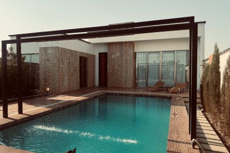اجاره ویلا استخردار در چهارباغ - زکی آباد