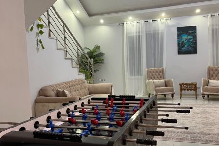 ویلا استخردار در چهارباغ - رمنده