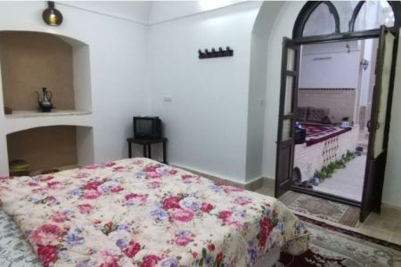 بومگردی در چهارمنار یزد - دو تخته - توئین