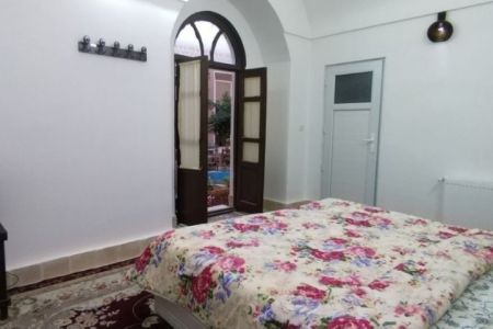 بومگردی در چهارمنار یزد - دو تخته - توئین