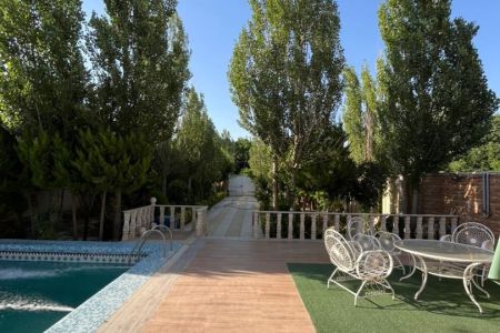 ویلا استخردار در چهارباغ - آغچه حصار