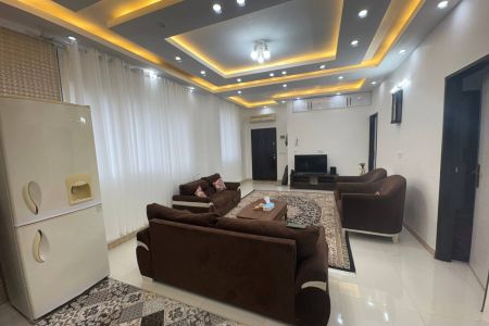 خانه بالکن دار در اطاقور - ناوسر - همکف