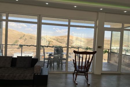 ویلا استخردار در رودهن - یلقان دره