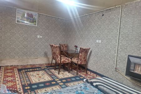 سوئیت در بلوار سرداران شیراز - زیر همکف
