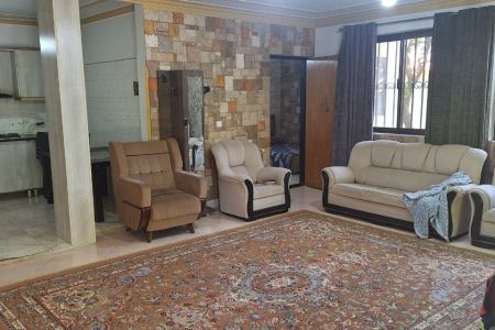 خانه استخردار در هچیرود - سنگ وارث - همکف
