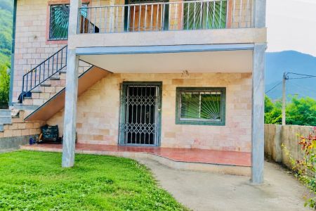 خانه ویلایی در چمستان - وازسفلی - همکف