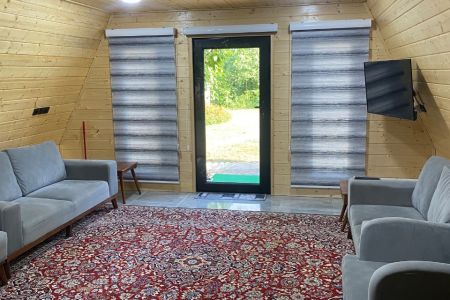 کلبه سوئیسی در شاندرمن - چپه زاد