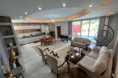 Pool Villa in Chaharbagh - Mohammadabad Afshar