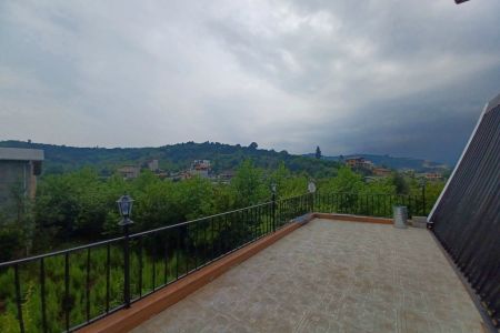 کلبه سوئیسی در مرزیکلا - رئیسکلا