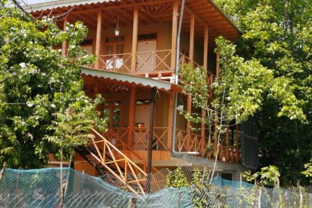 بومگردی در سوراپشت تالش - سینگل - همکف