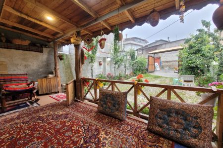 سوئیت با ایوان سنتی در جواهرده رامسر