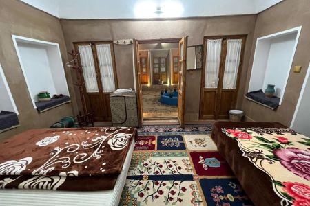 بومگردی در عقدا - سه تخته - همکف - تیپ ۲