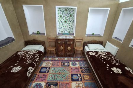 بومگردی در عقدا - دو تخته - همکف - تیپ ۲