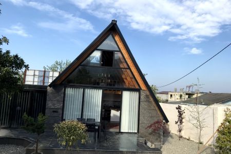 کلبه سوئیسی در نشتارود - بندبن