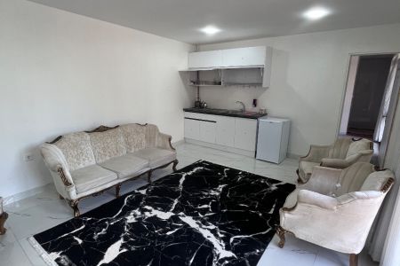سوئیت حیاط دار در رودبنه - بلوار حشمت