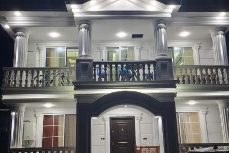 خانه با حیاط نقلی در کیشخانی ماسال - همکف