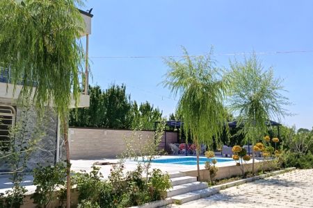 اجاره ویلا استخردار در ارومیه - قرابقلو
