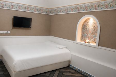 بوتیک هتل در ماهان - vip
