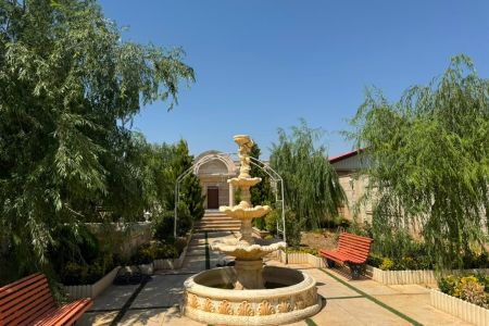 ویلا استخردار در چهارباغ - اوغلان تپه