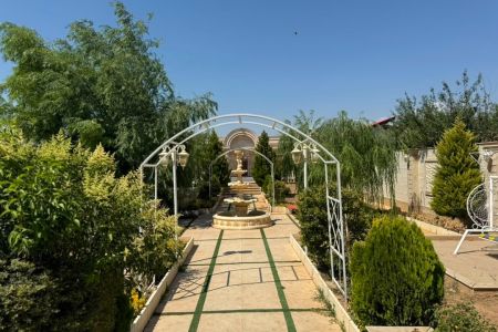 ویلا استخردار در چهارباغ - اوغلان تپه