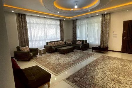 ویلا استخردار در وحیدیه