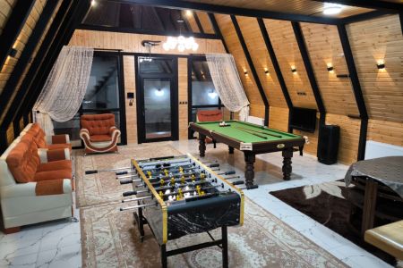 کلبه سوئیسی در بندر انزلی - شانگهای پرده