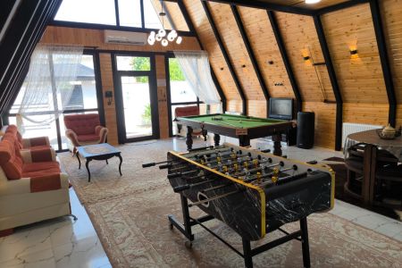 کلبه سوئیسی در بندر انزلی - شانگهای پرده