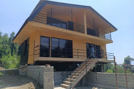 کلبه چوبی در رودبار - سیدشت