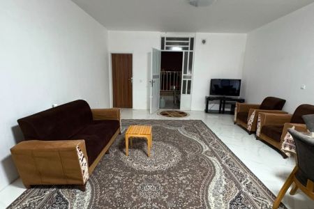 خانه مبله در شیراز - ریاستی - طبقه ۲