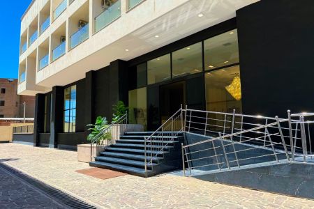 هتل آپارتمان در الیگودرز - توئین