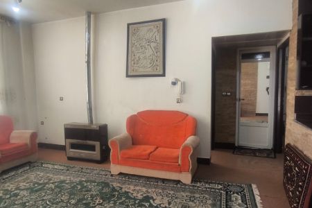 خانه ویلایی در سامان - همکف