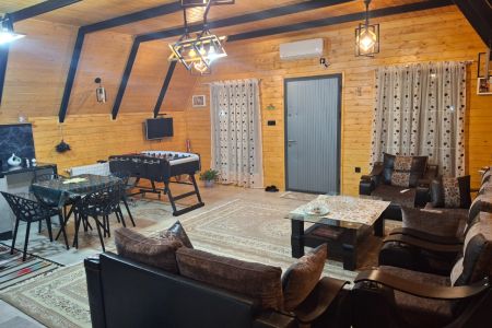 کلبه سوئیسی استخردار در شاندرمن - وزمتر